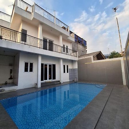 Villa Putih Cisarua Bagian luar foto