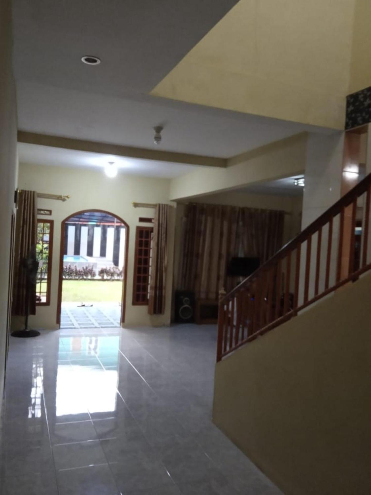 Villa Putih Cisarua Bagian luar foto